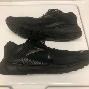 Brooks Adrenaline 20-GTSXX....Women’s size 10